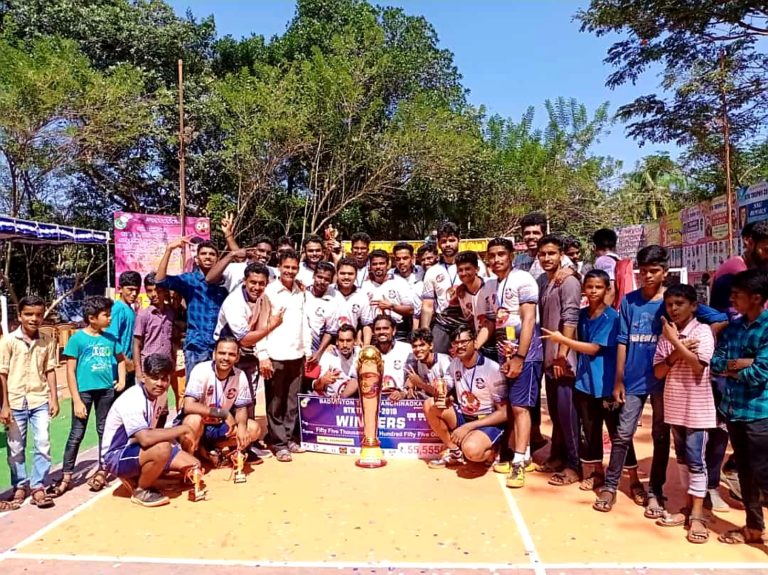 ಕಂಚಿನಡ್ಕ ಬ್ಯಾಡ್ಮಿಂಟನ್ ಲೀಗ್: ಹೊನಲು ಬೆಳಕಿನ ಐಪಿಎಲ್ ಮಾದರಿಯ ಬ್ಯಾಡ್ಮಿಂಟನ್ ಪಂದ್ಯಾಕೂಟ