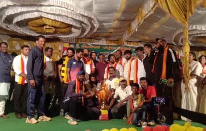 ಹಾಸನದಲ್ಲಿ ಕನ್ನಡ ರಾಜ್ಯೋತ್ಸವ ಕಪ್ ಜಯಿಸಿದ ಹಾಸನಾಂಬಾ ಫ್ರೆಂಡ್ಸ್
